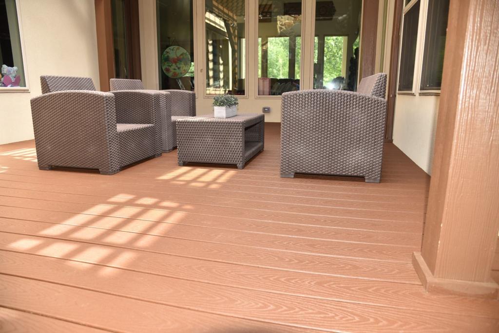 Custom deck construction project overlooking backyard in Pasadena TX