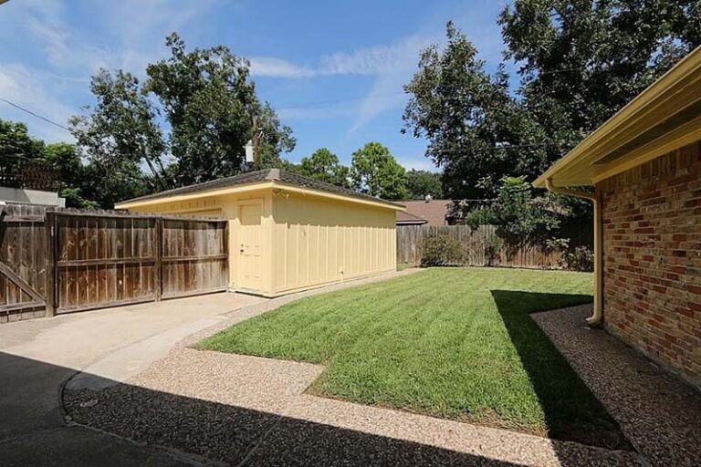 before-garage-conversion-houston20